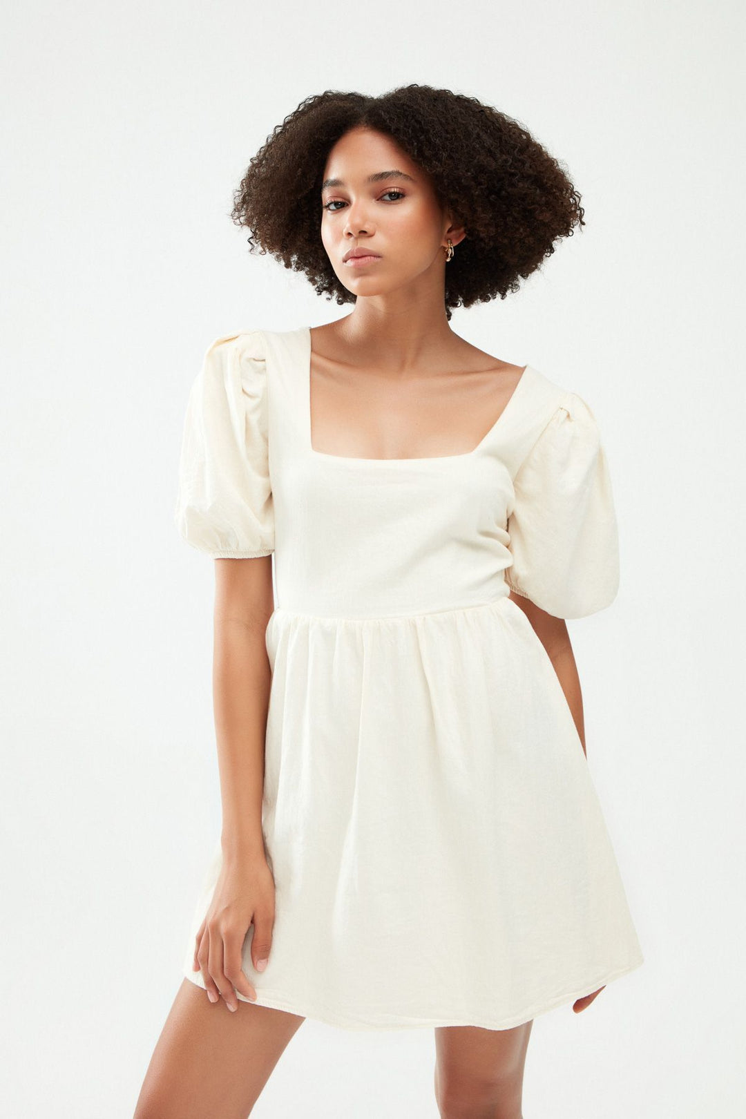 Balon Kol Dekolteli Vatkalı Elbise Naturel