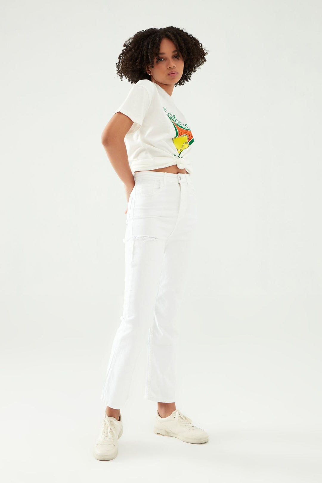 Ripped Detailed Jeans White