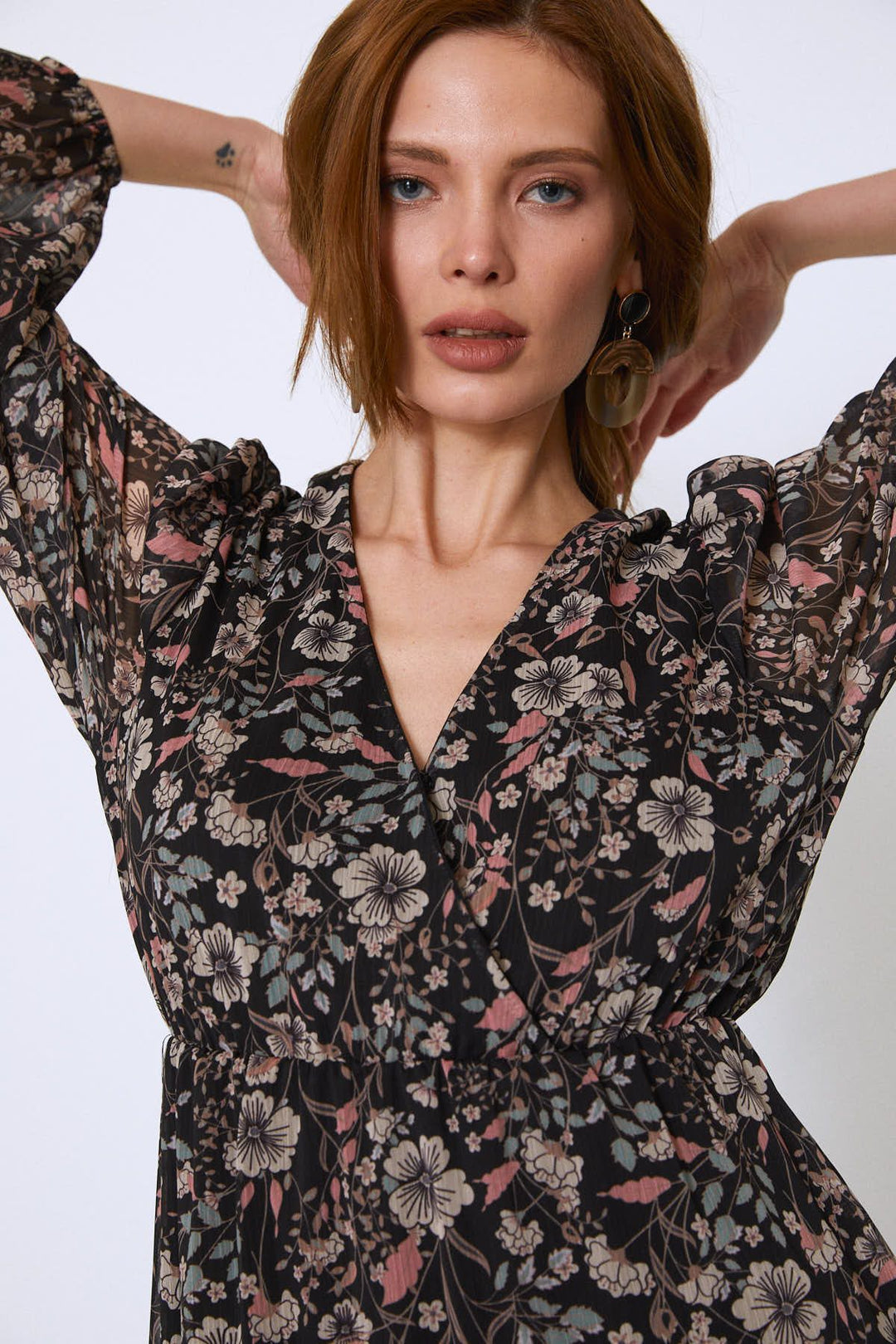 V Neck Floral Chiffon Dress Black