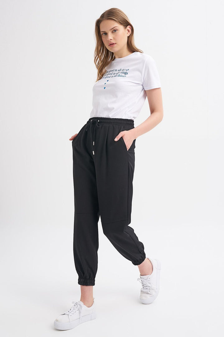 Paçası Lastikli Pantolon Siyah