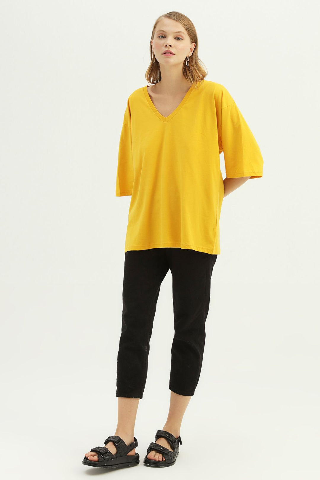 V Yaka Truvakar Kol Tişört Hardal