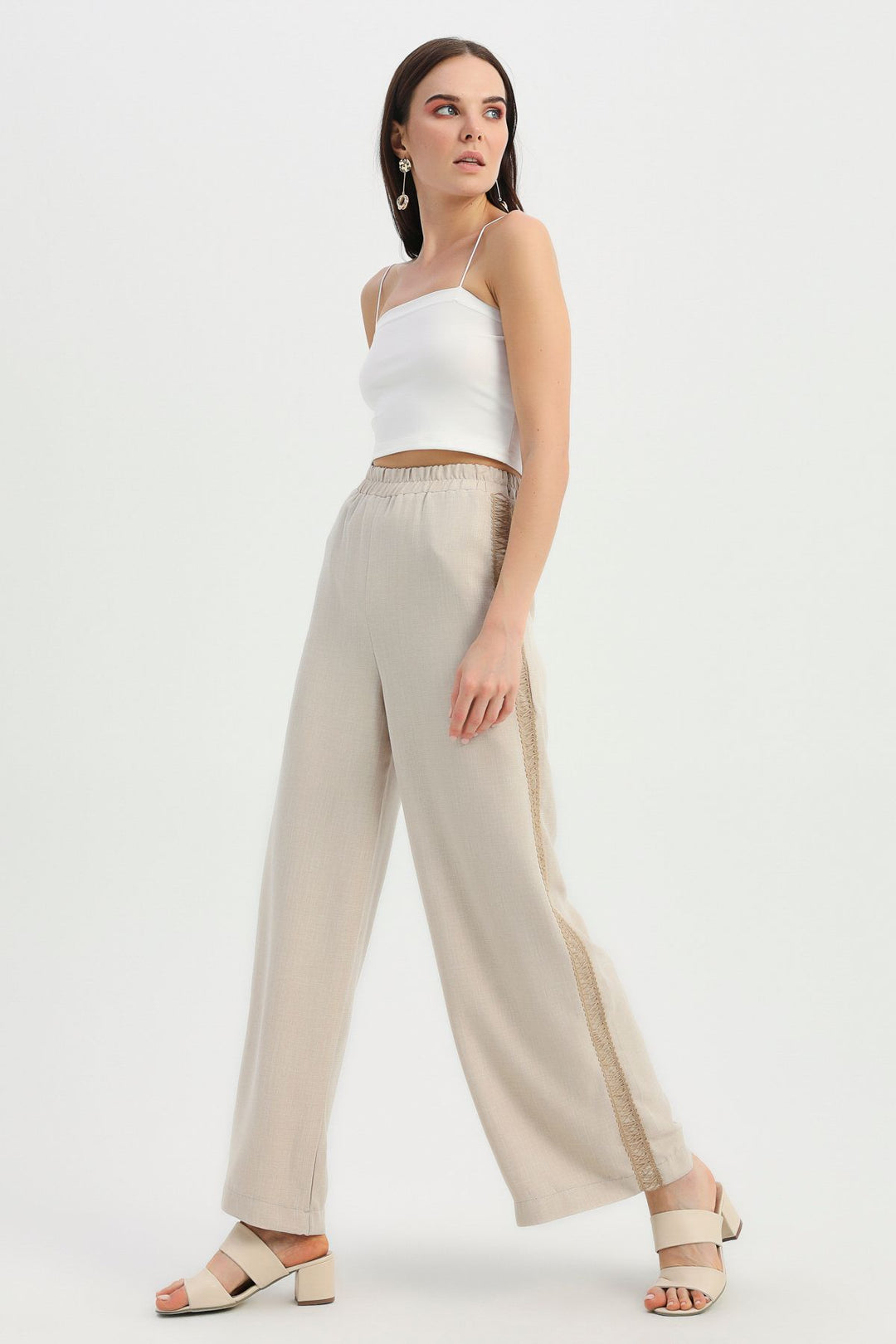 Yanları Şeritli Beli Lastikli Pantolon Bej