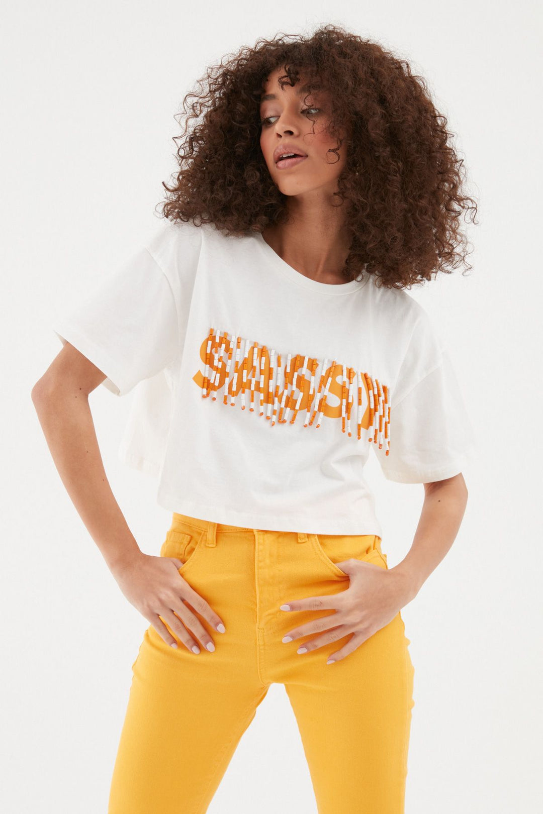 Aksesuarlı Crop Tişört Ekru