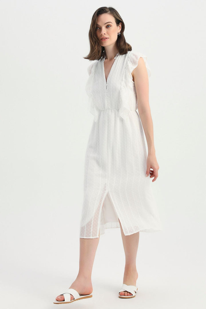 V-Neck Ruffle Lace Dress Ecru