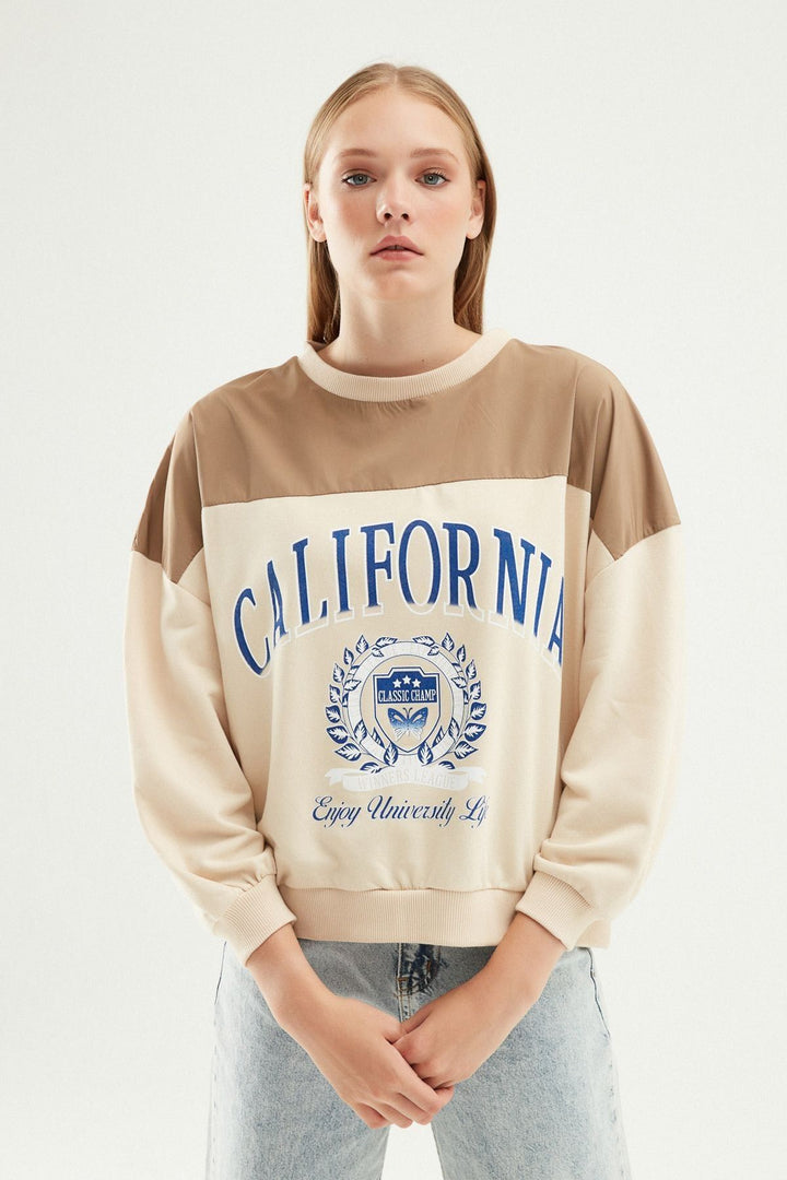 Baskılı Bisiklet Yaka Sweatshirt Bej