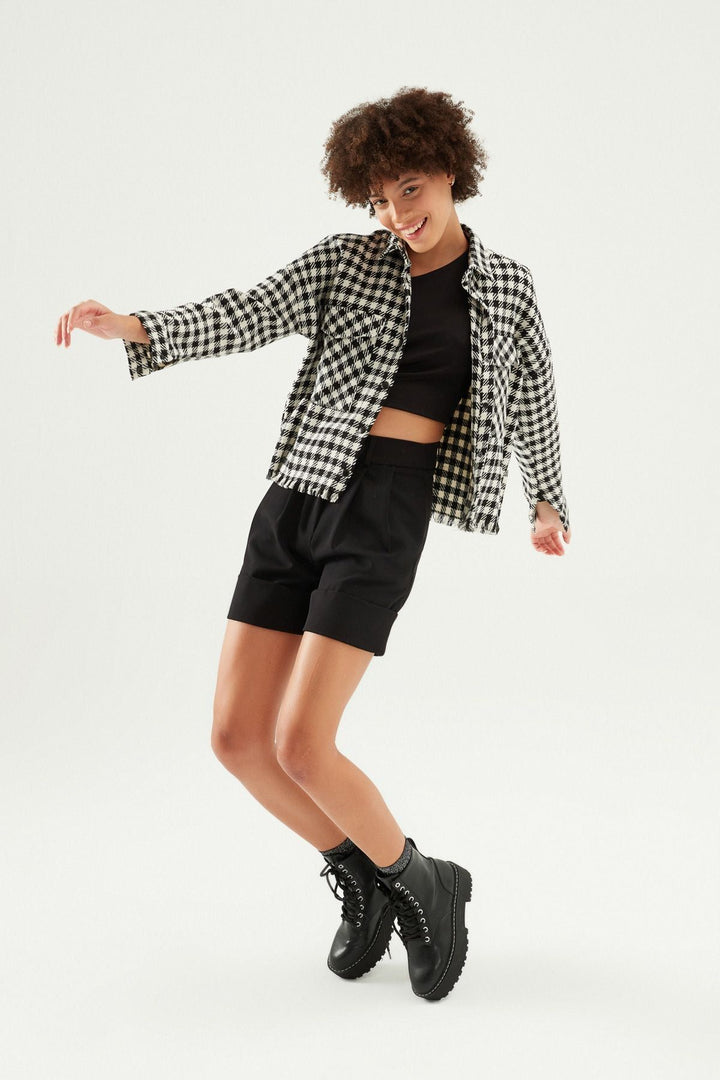 Çizgili Cepli Gömlek Siyah