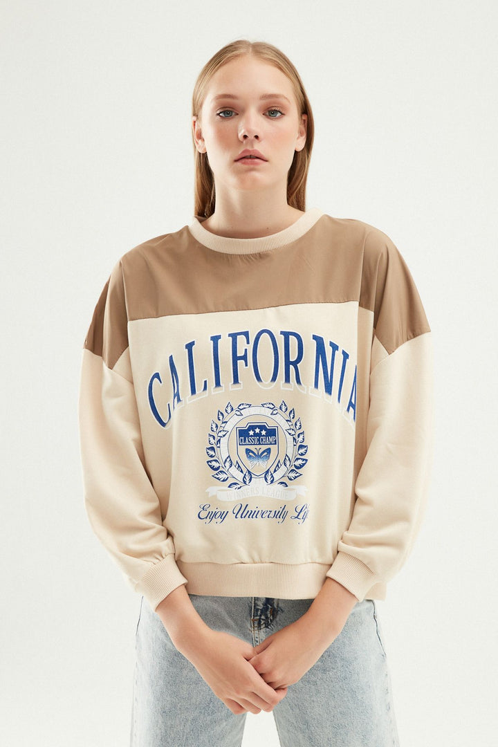 Baskılı Bisiklet Yaka Sweatshirt Bej