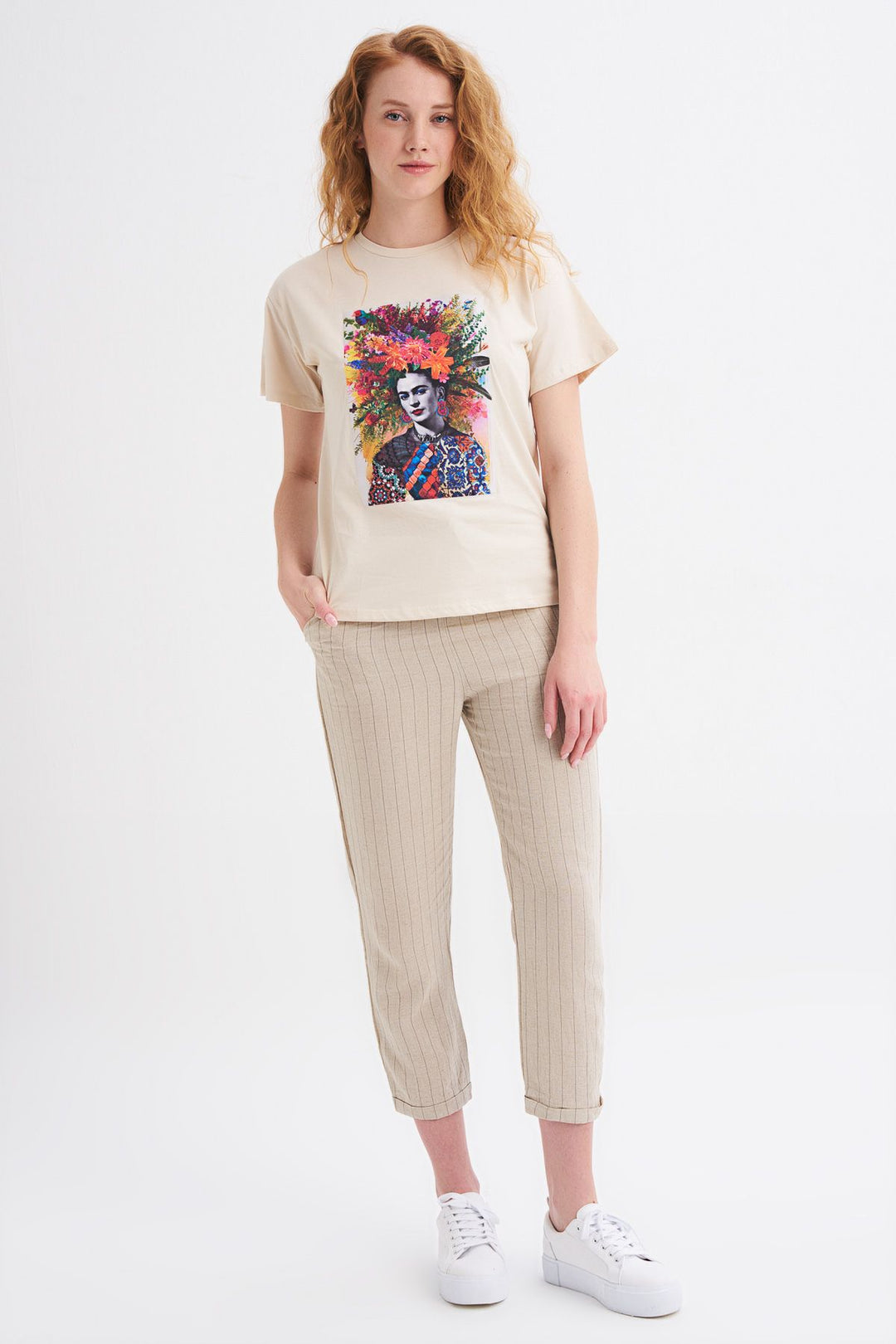 Frida Baskılı Tişört Açık Bej