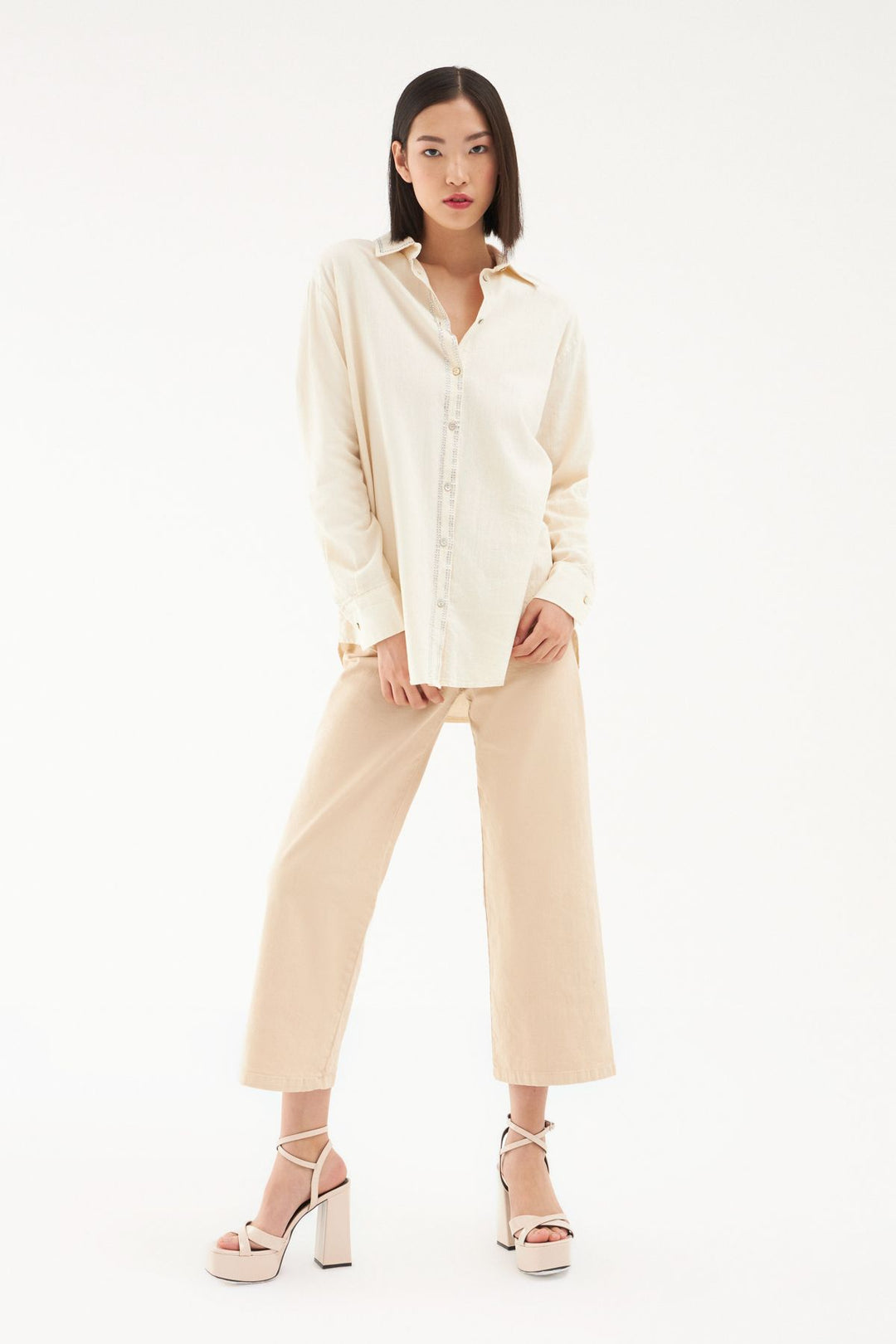 Taş Detaylı Gömlek Naturel