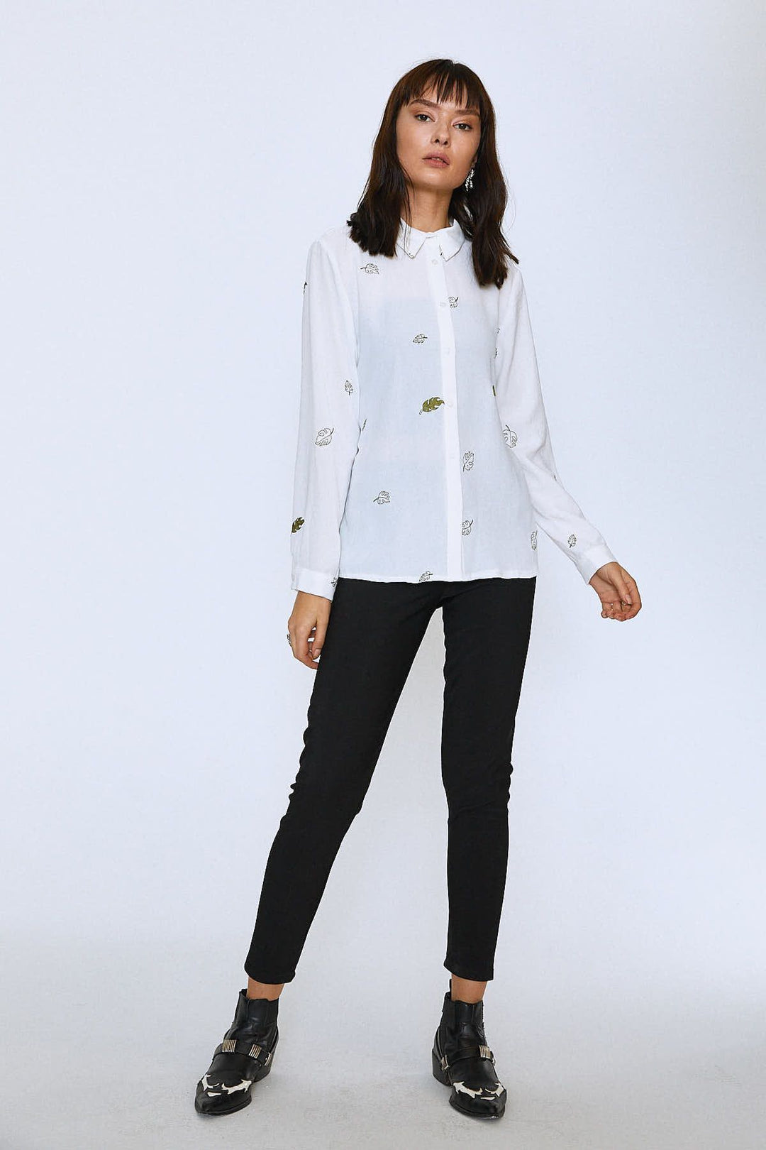 Leaf Embroidered Shirt Ecru