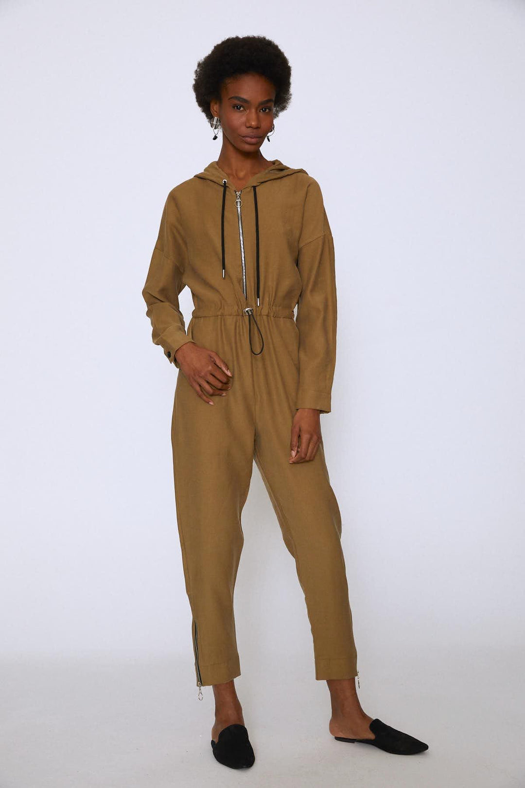 Önü Fermuarlı Kapüşonlu Tulum Haki