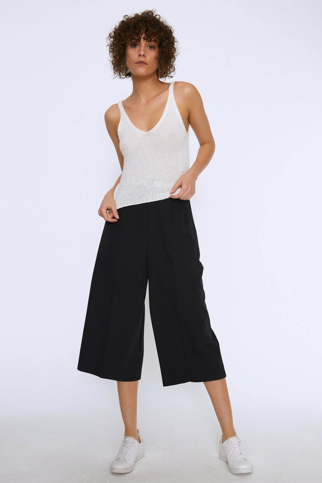 Strap V Neck Knitwear Ecru