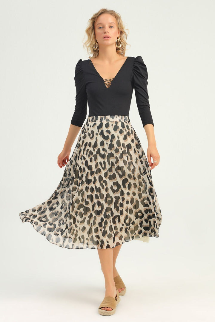 Decollete Detailed V-Neck Bodysuit Black