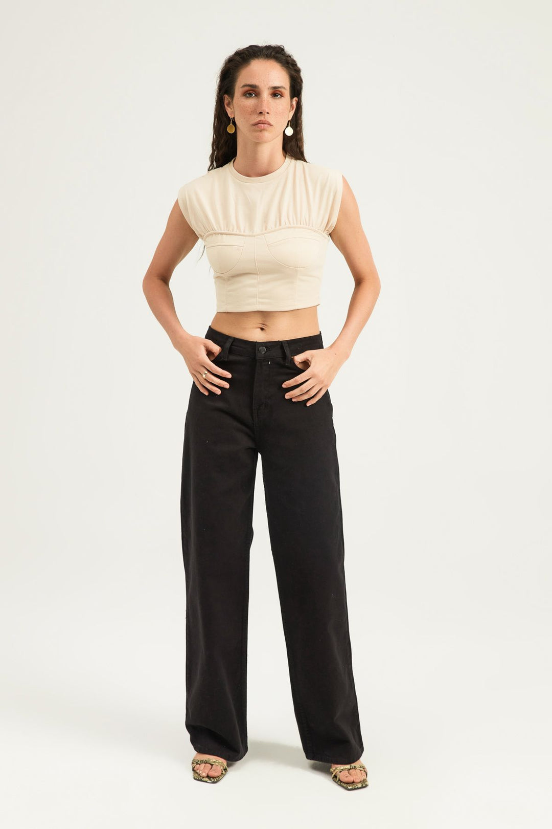 Sleeveless Crop T-Shirt Beige