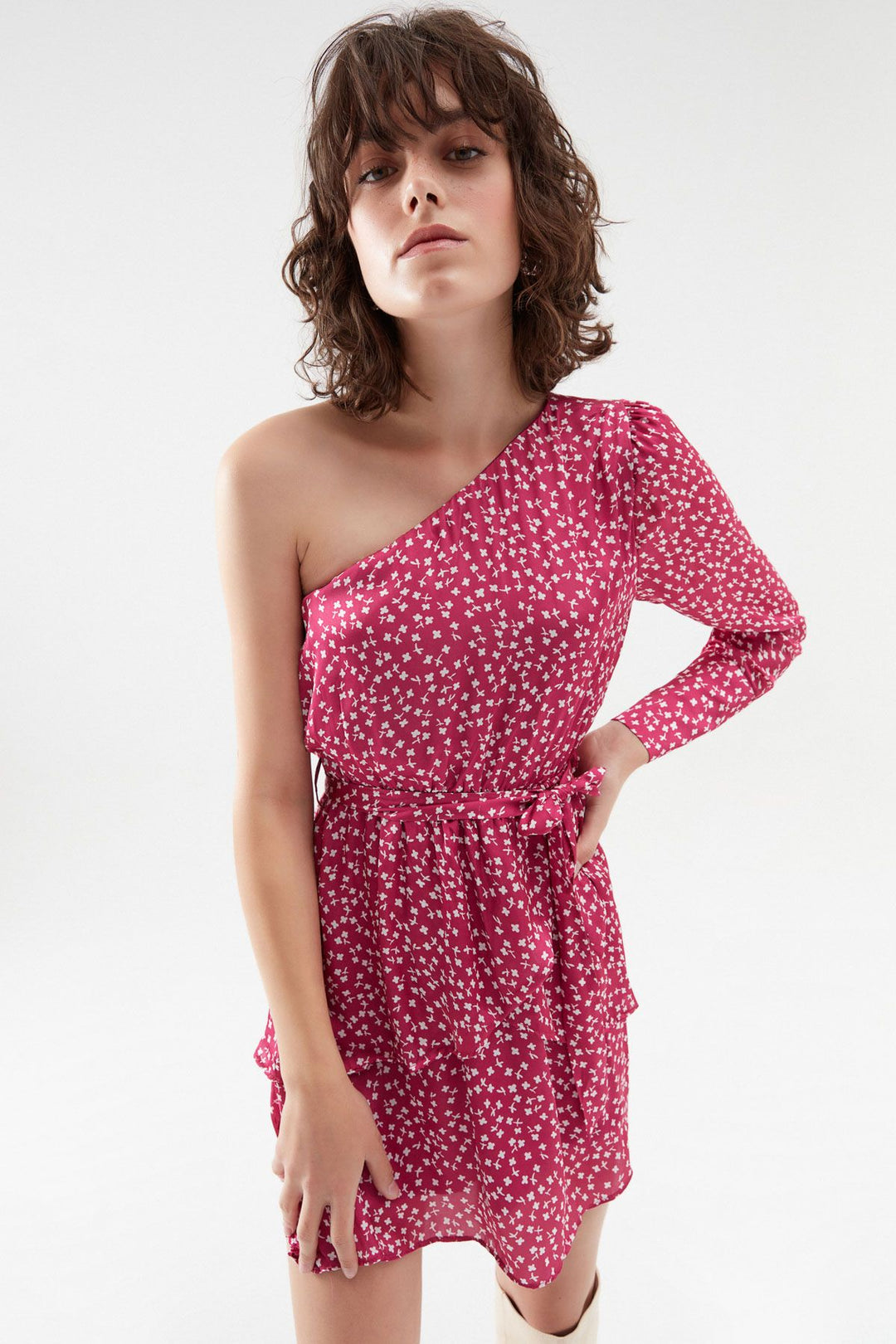 Tek Omuz Fırfırlı Mini Elbise Orkide