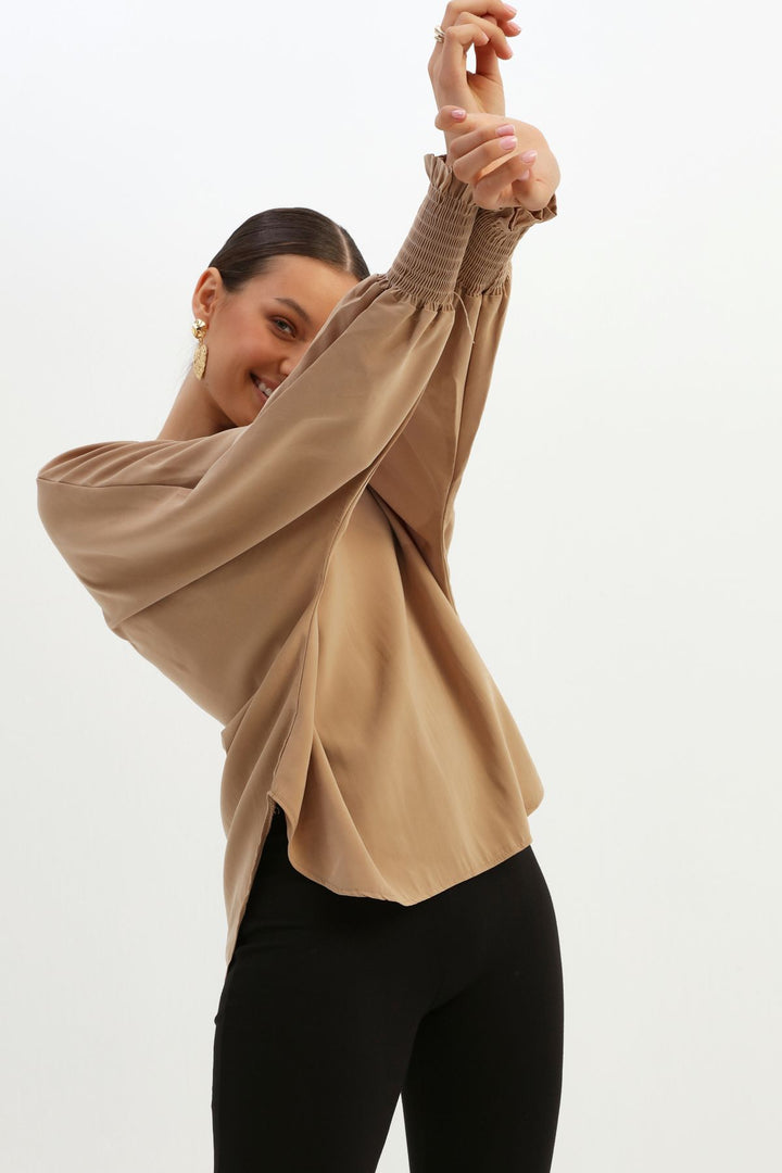 Sleeveless Blouse Beige