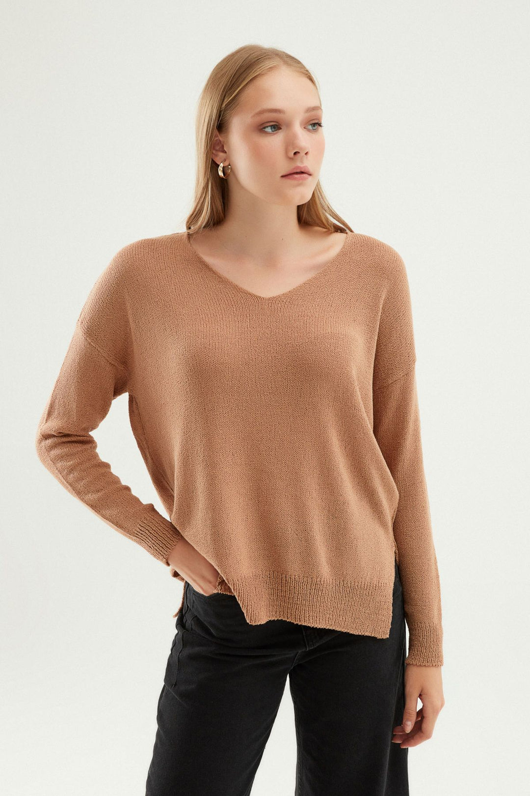 V Neck Knitwear Camel