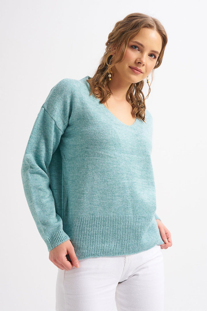 V Neck Sweater Mint