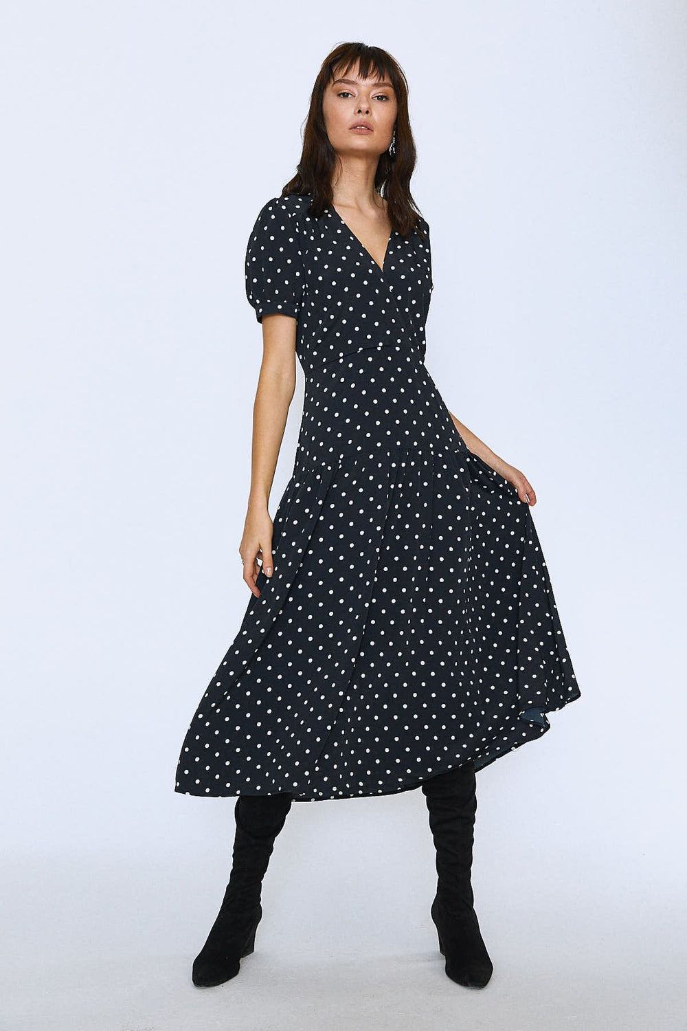 Polka Dot Patterned V-Neck Dress Black