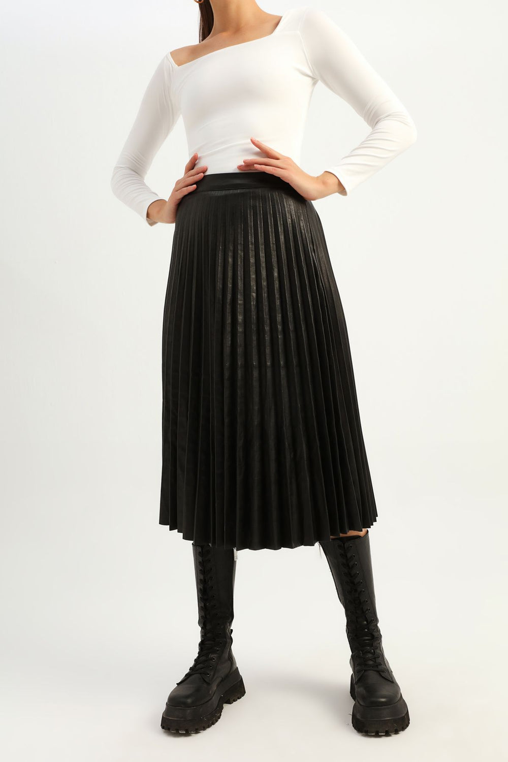 Pleated Leather Midi Skirt Black