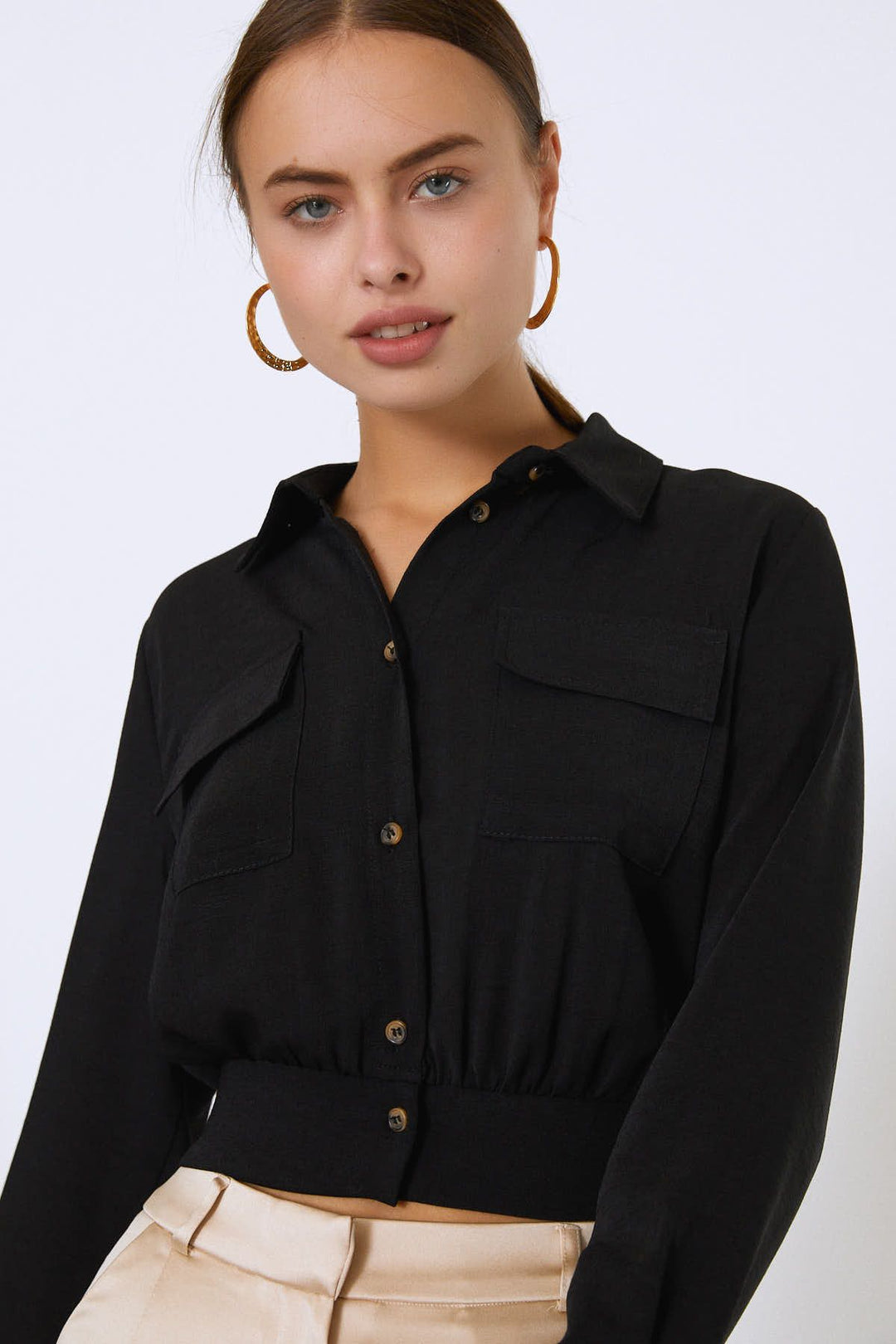 Beli Kuşakli Cepli Gömlek Siyah