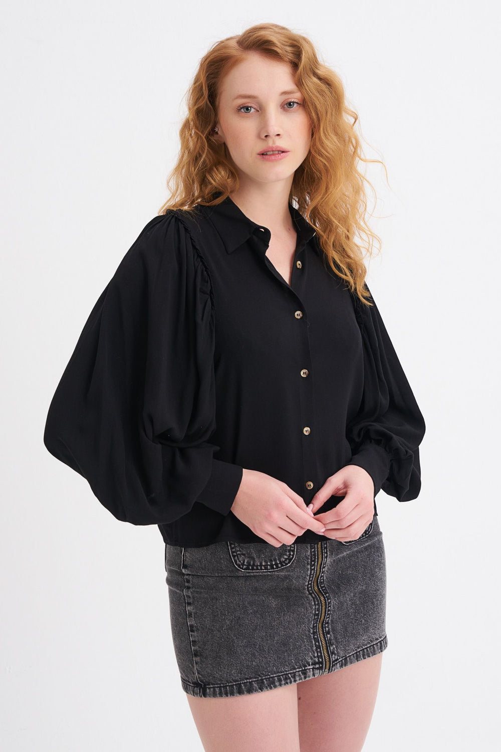 Balloon Sleeve Ruffle Detailed Shirt Black