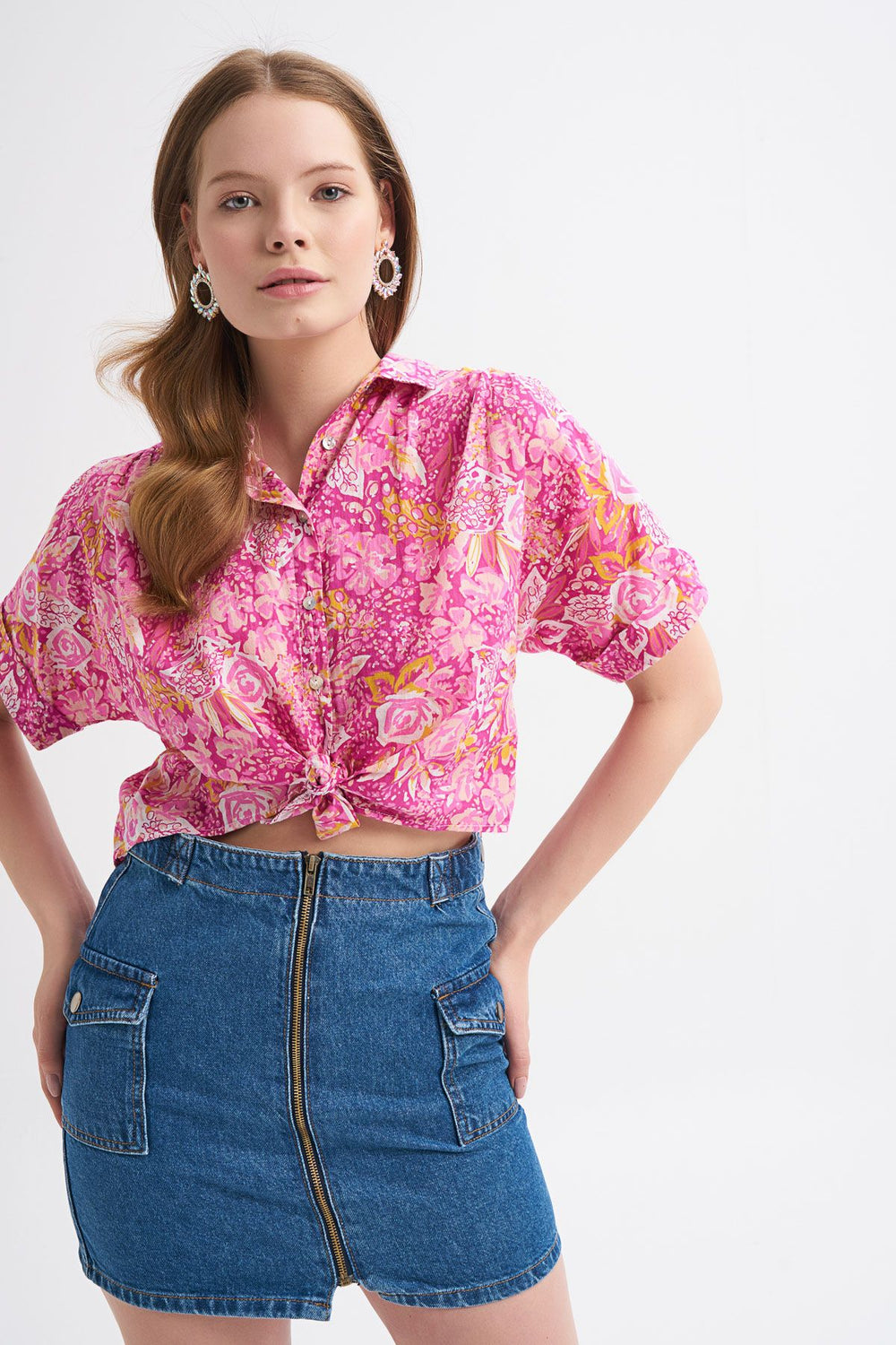 Patterned Short Sleeve Tie Up Shirt Pink