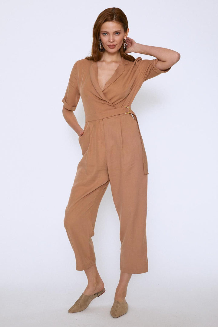 Yandan Bağlamalı V yaka Tulum Bej