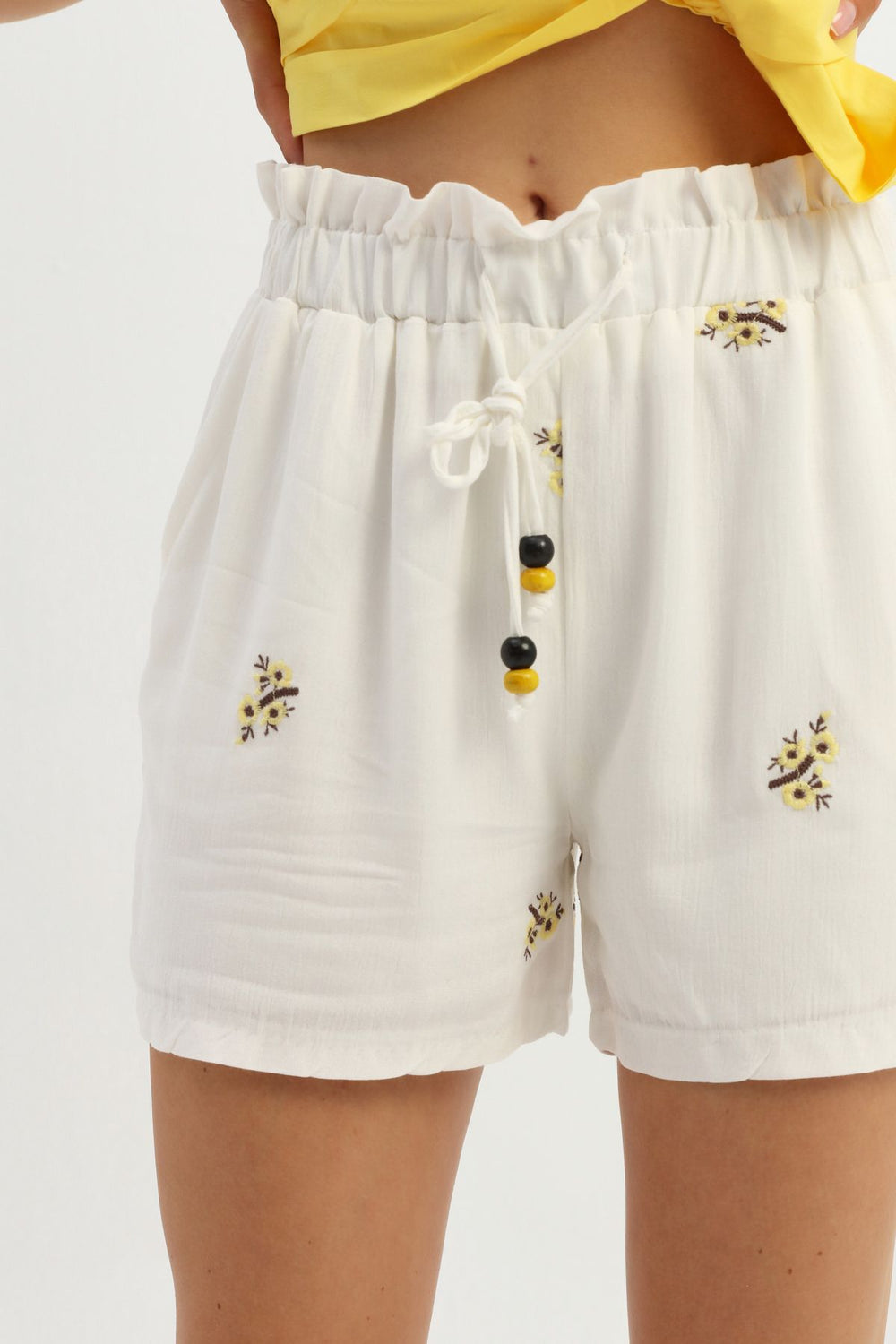 Embroidered Elastic Waist Shorts Ecru
