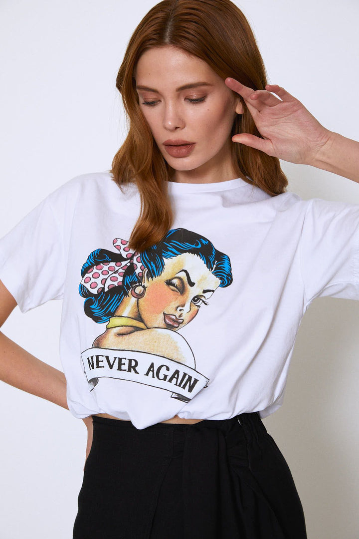 Front Printed Bottom Tie T-Shirt White