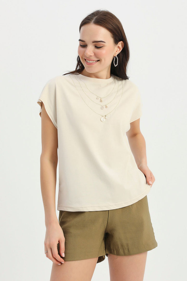 Necklace Accessory Detailed T-Shirt Light Beige