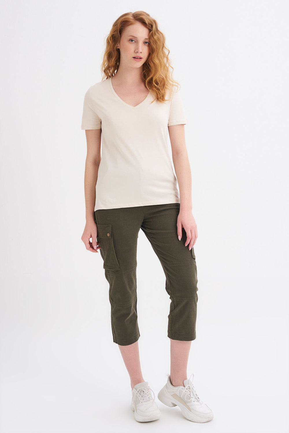 V Yaka Basic Tişört Bej