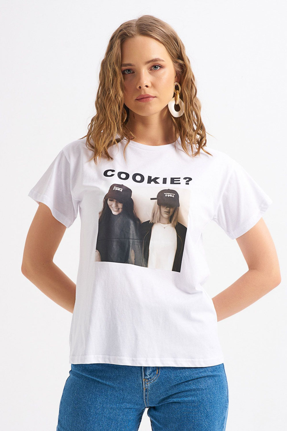 Yazı Baskılı Bisiklet Yaka Tişört Beyaz