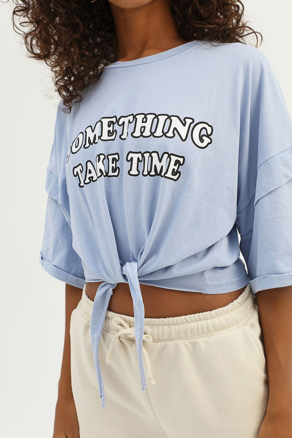 Önü Bağlamalı Baskılı Tişört Mavi