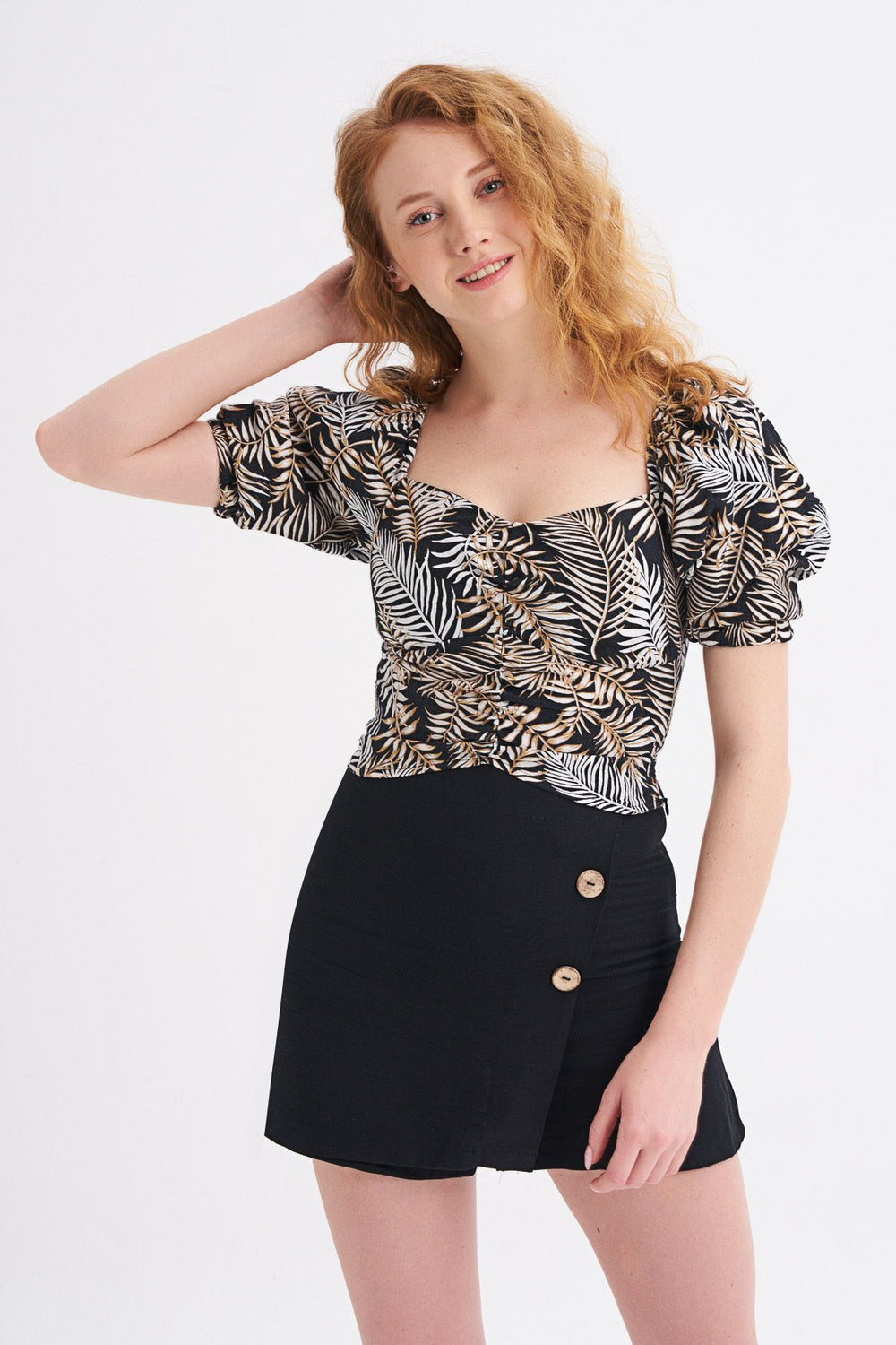 Patterned Balloon Sleeve Ruffle Detailed Blouse Black