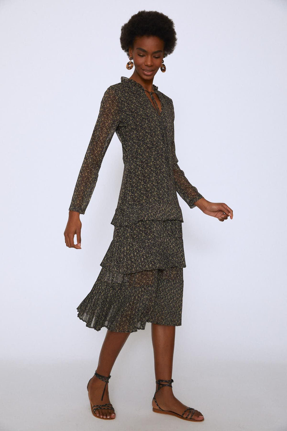 Pleated Crispy Flower Dress Khaki