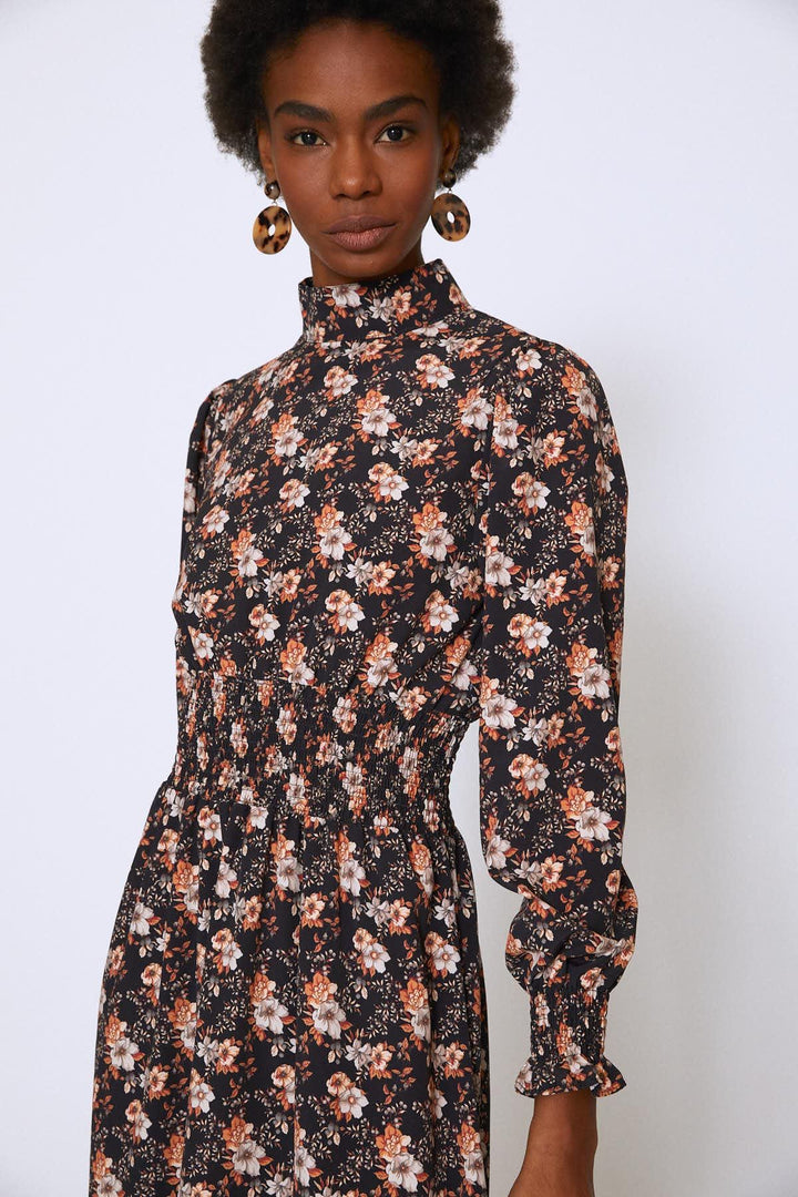 Crispy Flower Waist Gipple Long Dress Orange