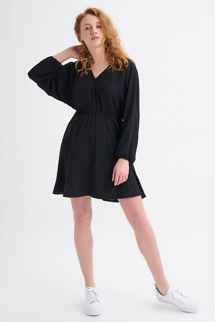 V Neck Midi Dress Black