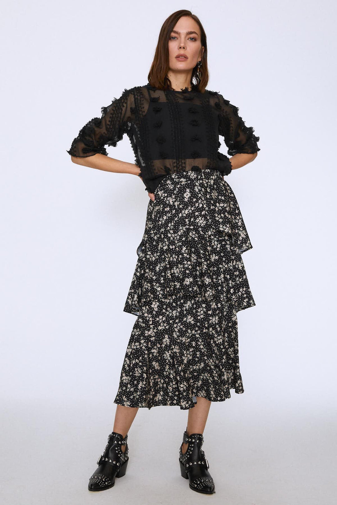 Floral Patterned Layered Skirt Black