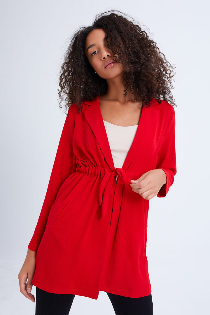 Beli Kuşaklı Uzun Ceket Kırmızı