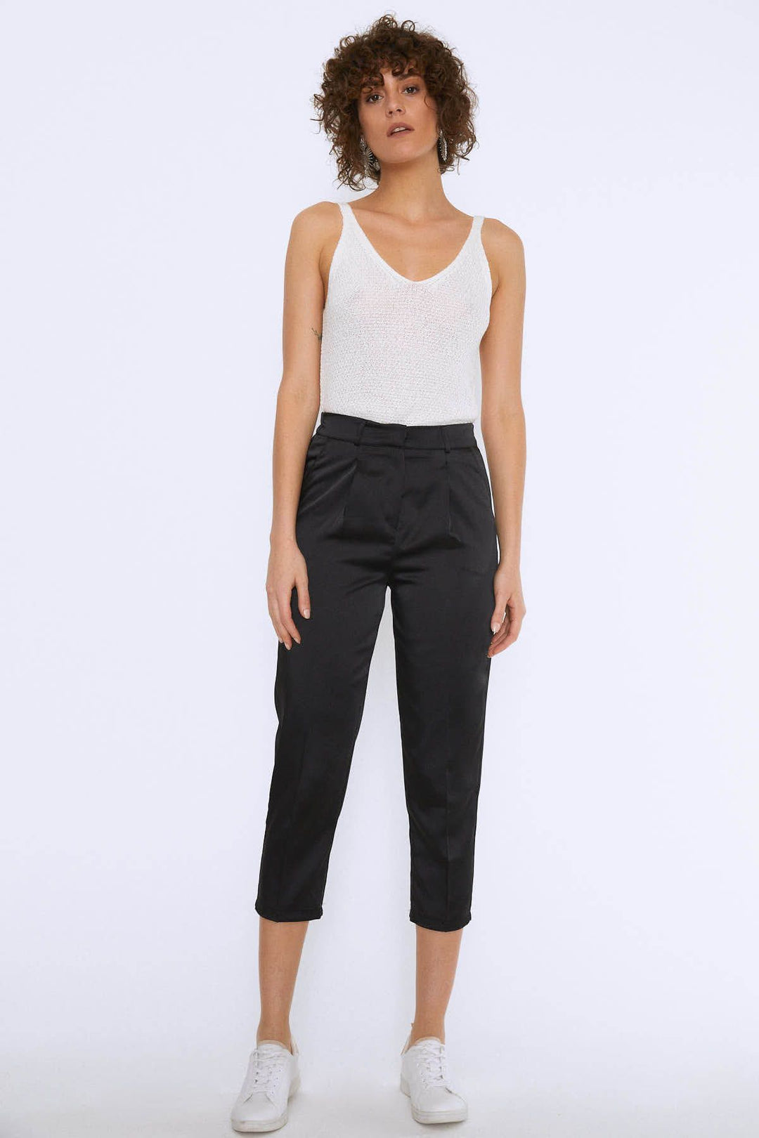 Beli Pileli Pantolon Siyah