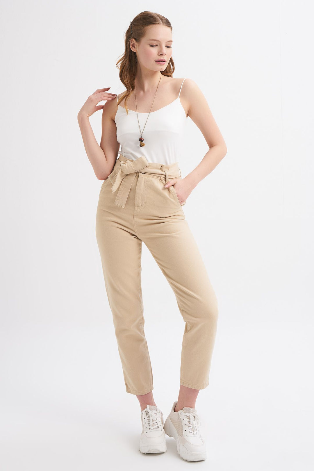 Kemerli Mom Jean Bej