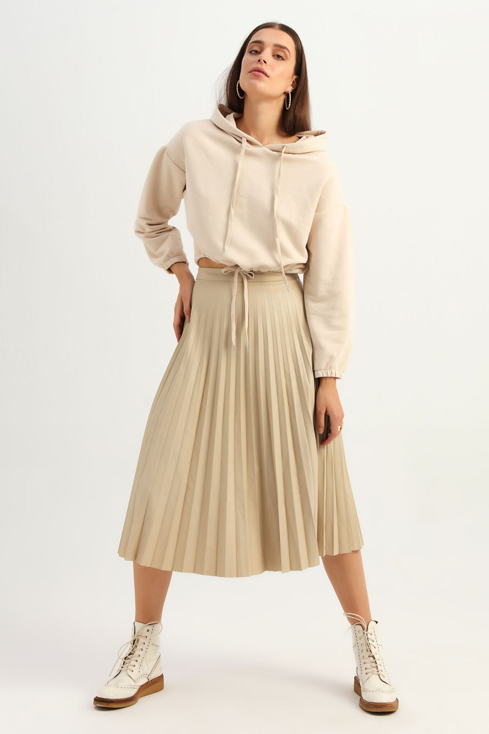 Pleated Waist Crop Sweatshirt Beige