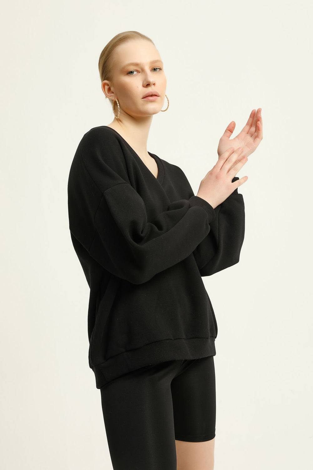 V Neck Sweatshirt Black