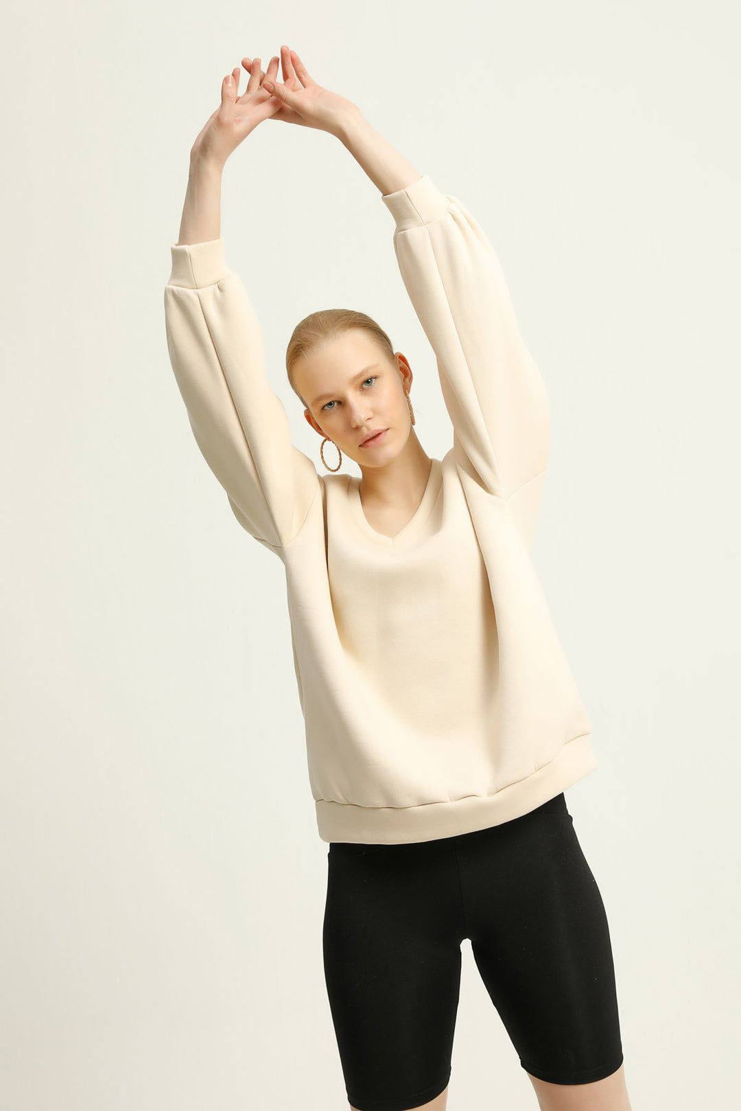 V Neck Sweatshirt Beige