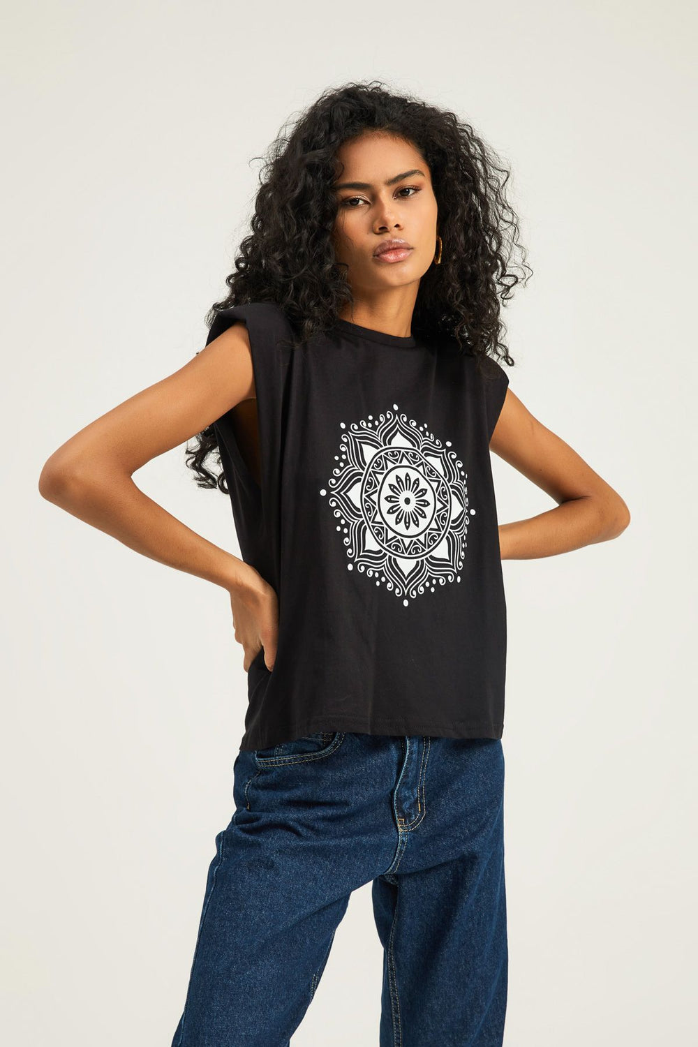 Baskılı Vatkalı Bisiklet Yaka Tişört Siyah