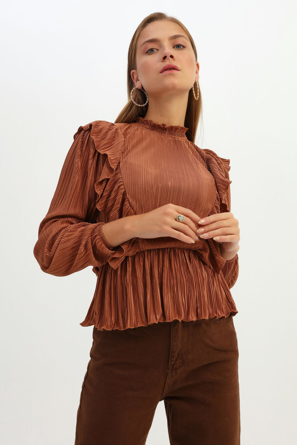 Fırfırlı Uzun Kol Bluz Taba