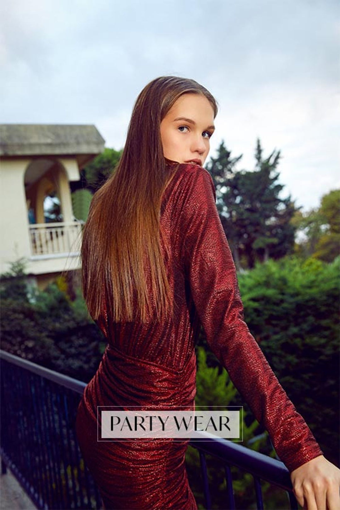 V Neck Pleated Dress Red