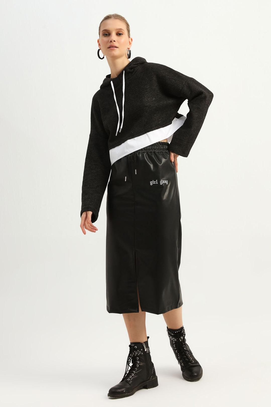 Letter Embroidered Slit Leather Skirt Black