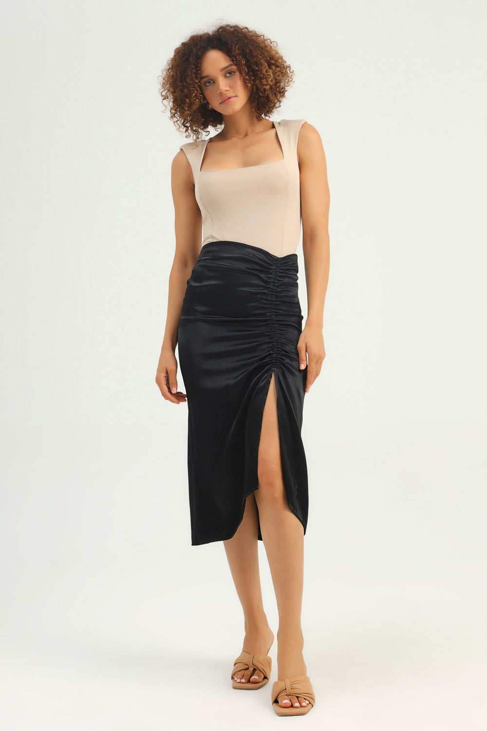 Pleated Slit Skirt Black